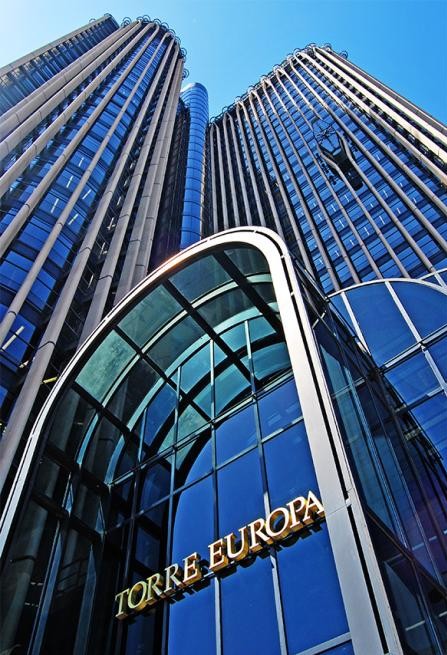 Torre Europa Frontal